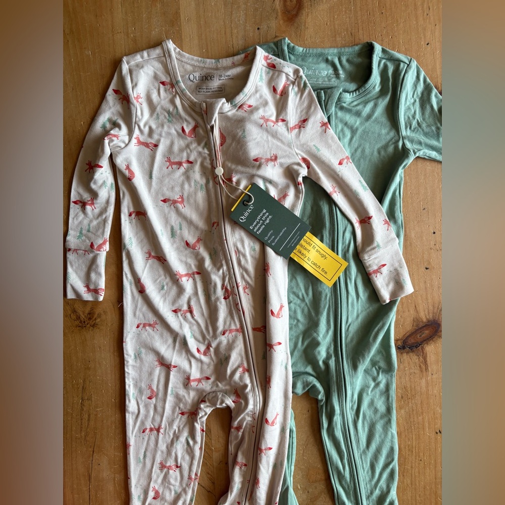 NWT Quince Bamboo Footie Pajamas 18-24 mo